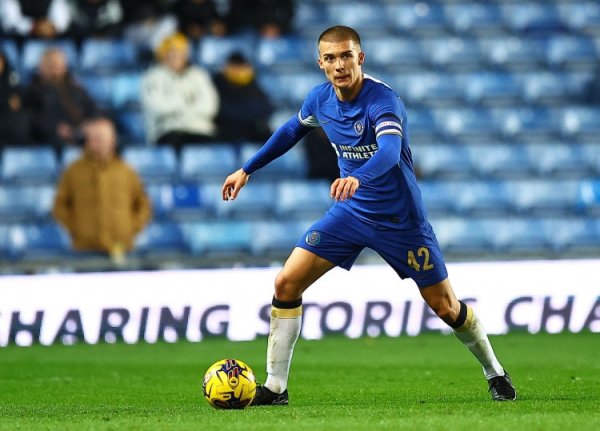 实盘配资网眼查 天空: 米堡想签切尔西后卫吉尔克里斯特, 多家英冠球队对他有意